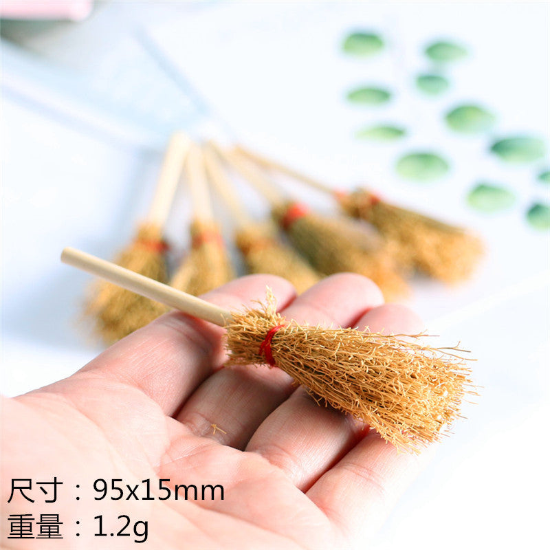 Wholesale 3pcs/pack Dollhouse miniature food play scene model accessories mini large broom